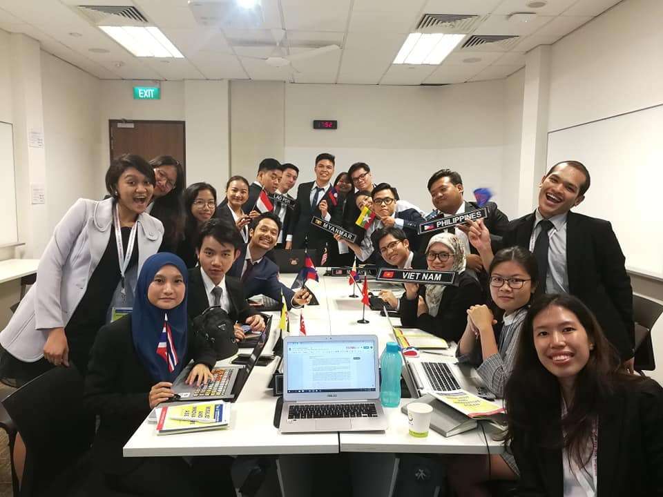 Immanuel Deo (EP ’15) Menjadi Delegasi Indonesia pada Model ASEAN Meeting di Singapura