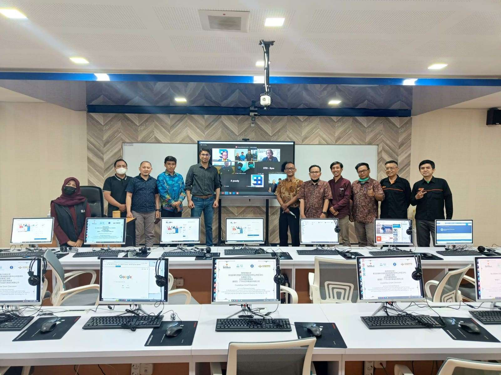 Smart Classroom Orientation Session 1-2 (Tendik and Lecturer SEEI)