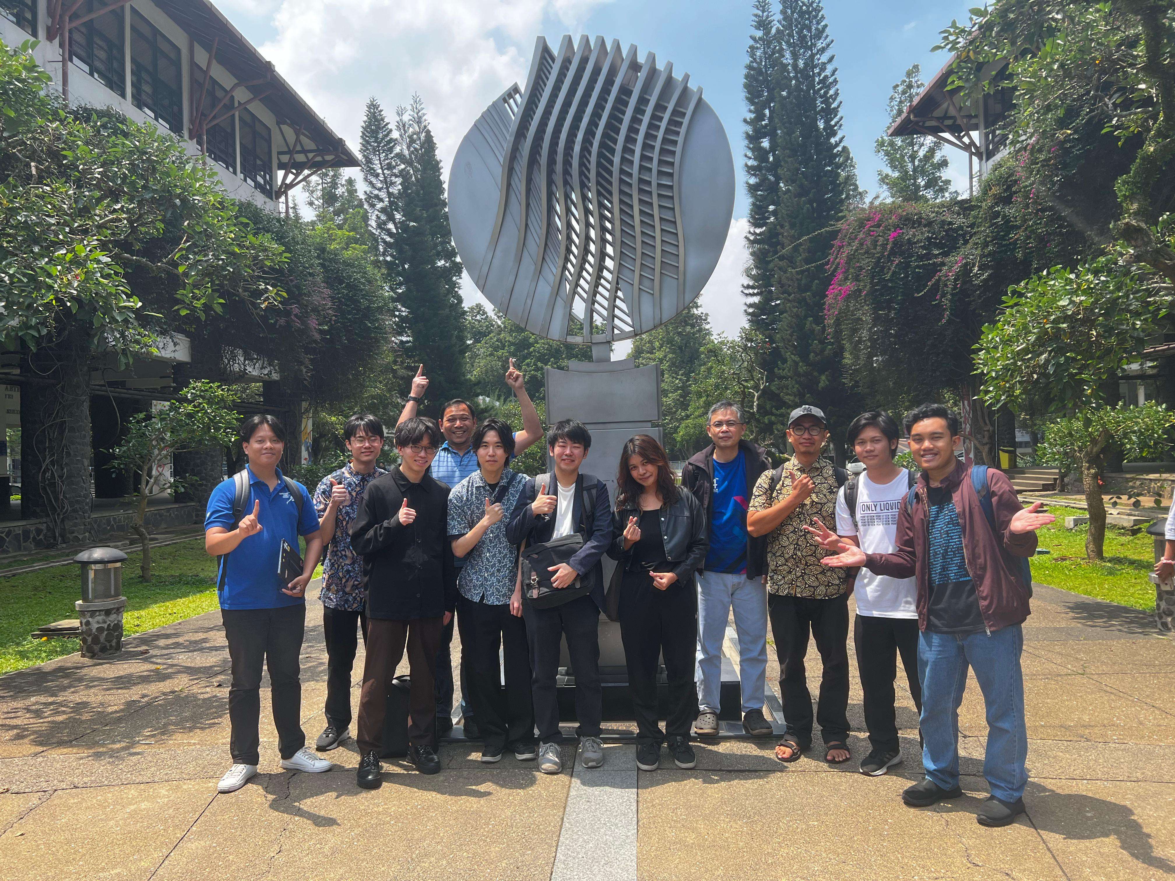 Workshop Programmable Network Testbed dengan kapasitas 100 Gbps Di Lab Telematika STEI ITB