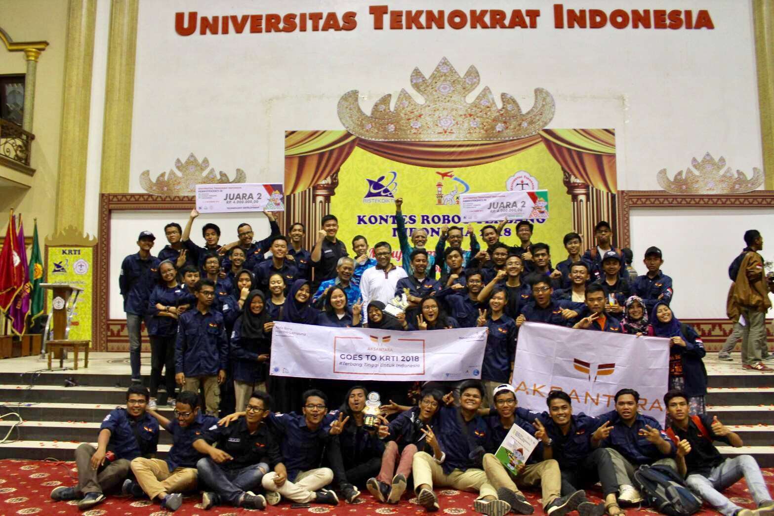 Tim Aksantara ITB Juara 2 Kontes Robot Terbang Indonesia