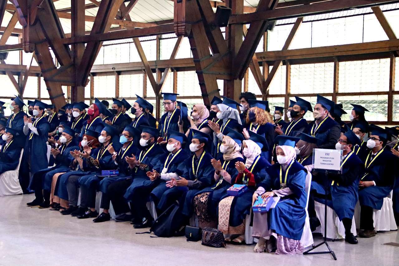 155 SEEI Students Graduates at ITB Graduation Day, October 2022