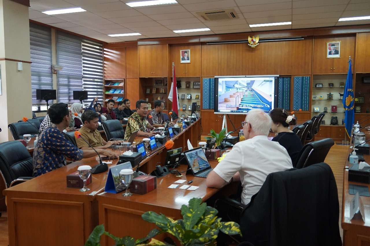STEI ITB Adakan Guest Lecturer tentang AI untuk Sistem Manajemen Lalu Lintas di Inggris