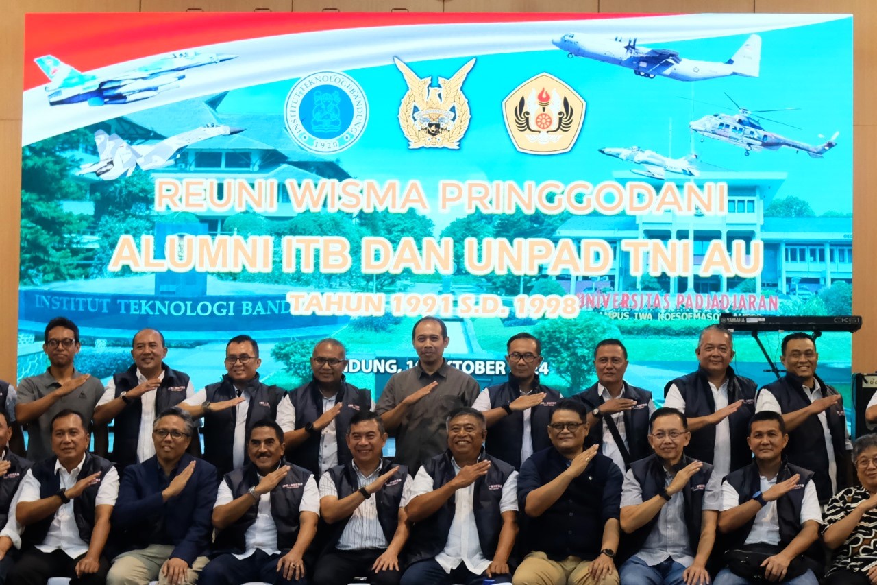 Kunjungan Ikatan Alumni Elektro ITB TNI AU ke HME STEI ITB: Nostalgia dan Kolaborasi untuk Pengembangan Teknologi