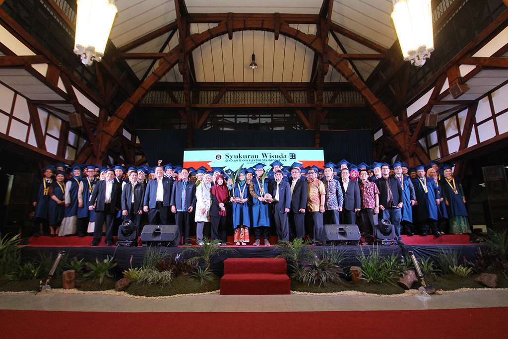 Syukuran Wisuda STEI Juli 2017