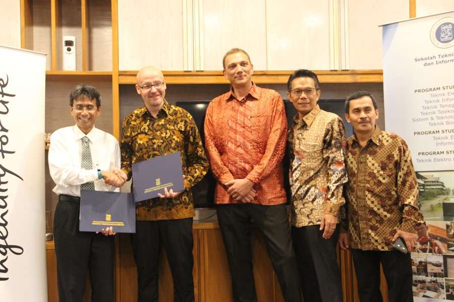 PT Siemens Indonesia Grant for STEI