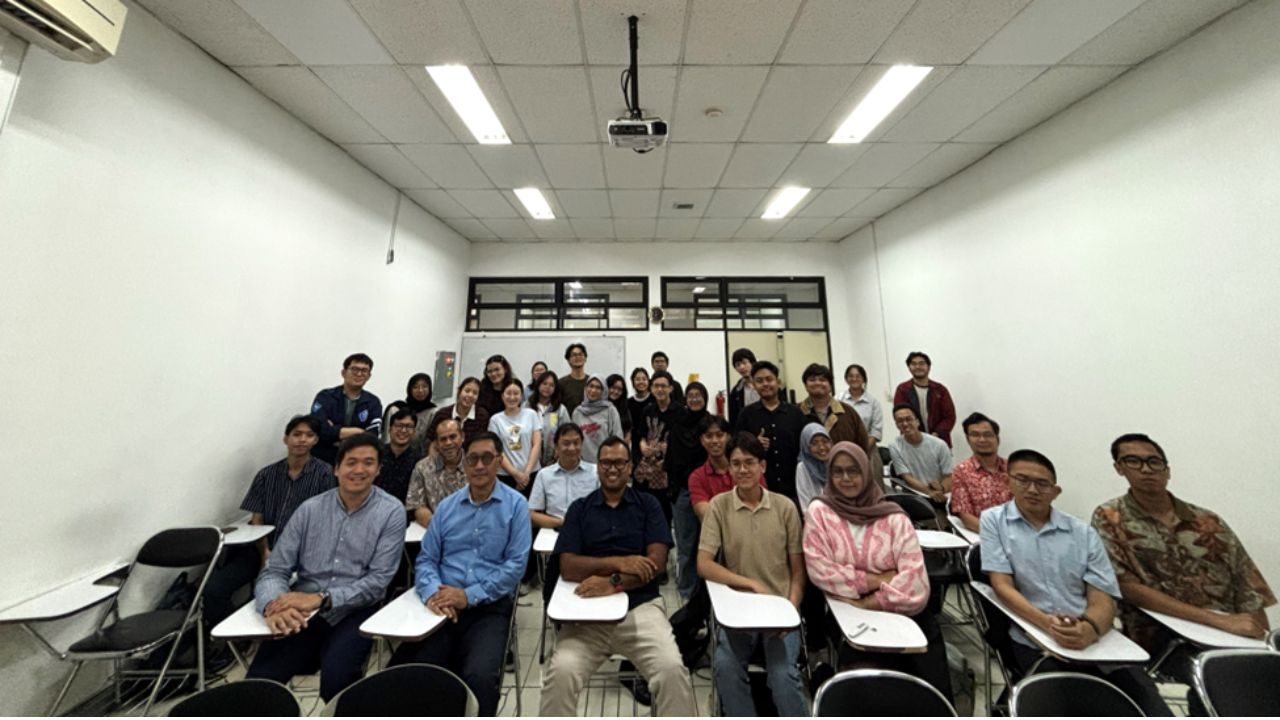 Kuliah Tamu Teknik Biomedis  STEI ITB Hadirkan CEO GE Healthcare Indonesia, Kriswanto Trimoeljo