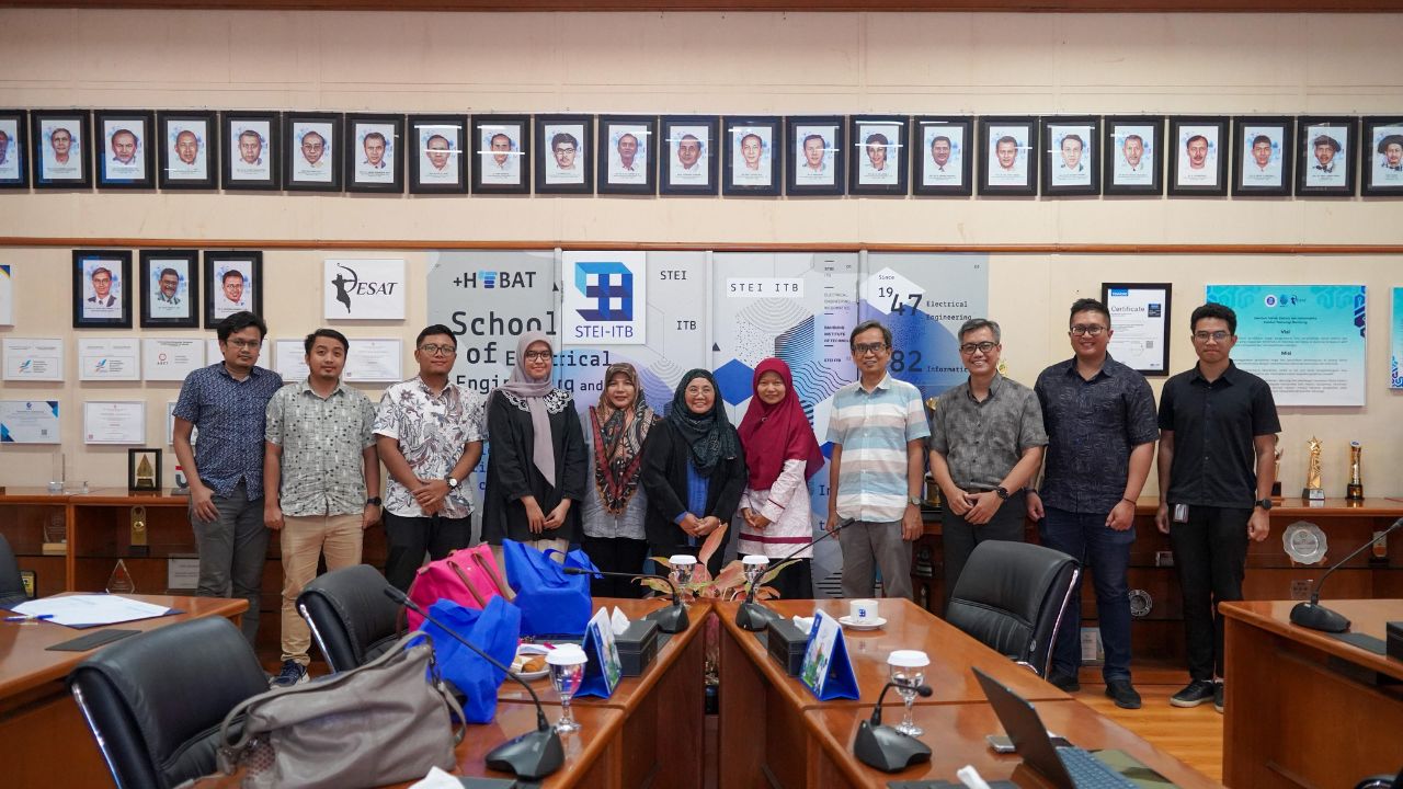 STEI ITB dan UKM Bahas Kolaborasi Penyelenggaraan ICEEI 2025