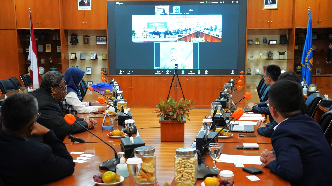 STEI ITB dan CIC ZJU Resmi Jalin Kerja Sama Internasional di Bidang Teknologi Sirkuit Terintegrasi