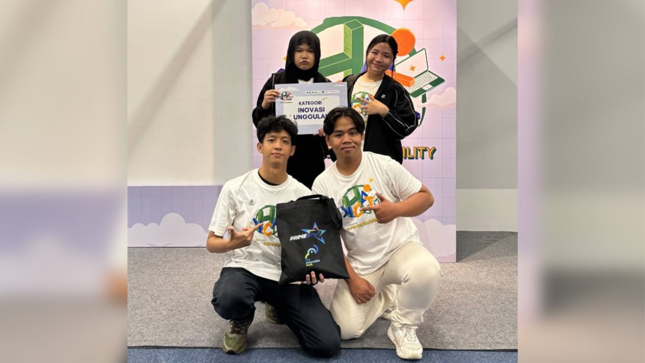 Tim Mahasiswa STEI ITB Raih Penghargaan “The Most Innovative” pada Hackathon 2025: AI for Sustainability