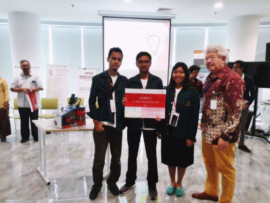 Tim JOINT Meraih Juara Kedua Dalam Gelar Open Innovation IMERI 2018