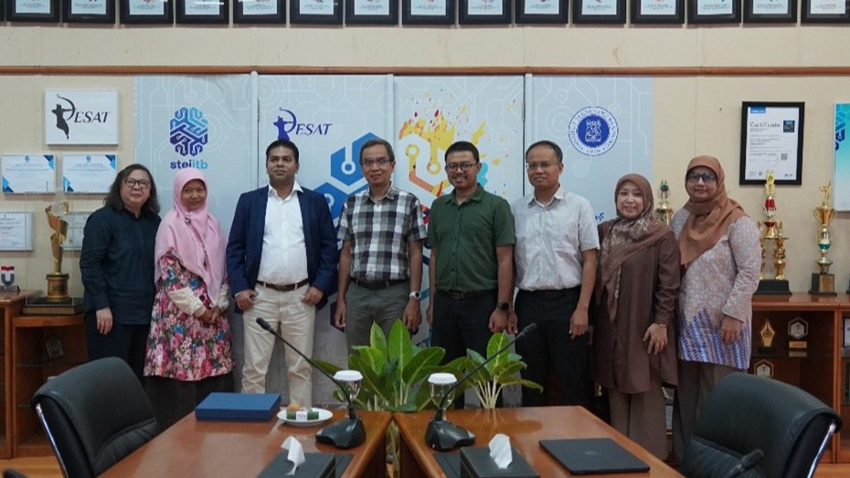 STEI ITB Menerima Kunjungan Queensland University of Technology