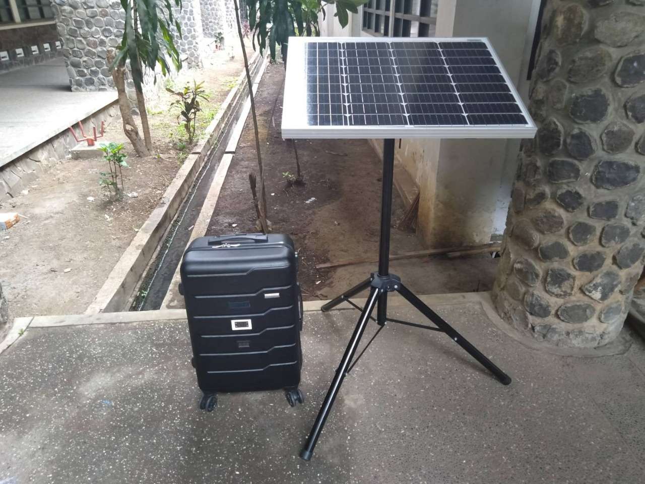 Portable Solar Power Plant Made by ITB Team with 80 Watt Power Output Wins Champion