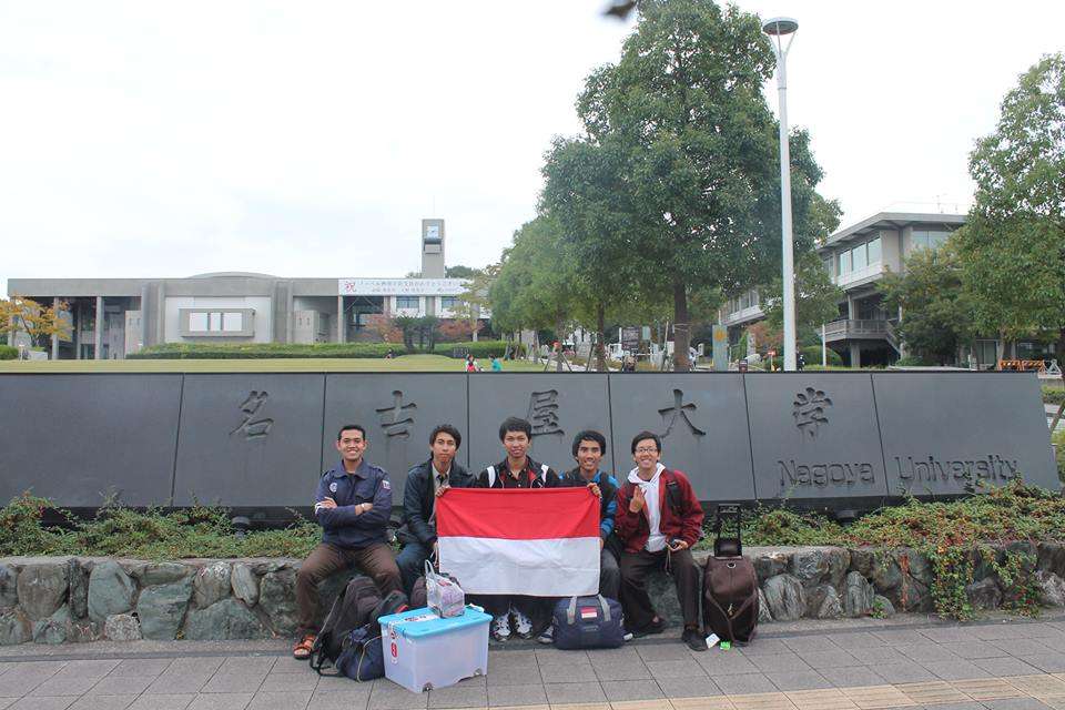 Tim Robotika ITB Juara pada International Micro Robot Maze