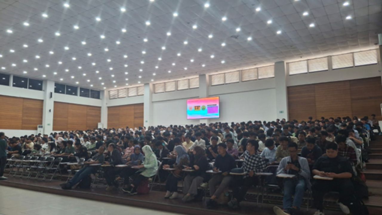 STEI ITB Gelar Temu Dosen Wali dengan Mahasiswa TPB Angkatan 2025 di Jatinangor