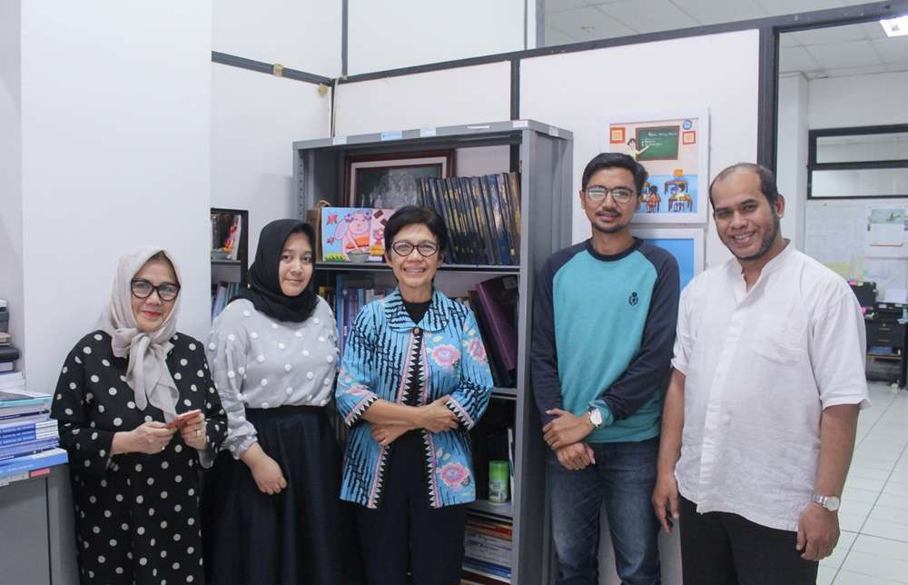 Pengabdian Profesor Tati Latifah dan Tim Biomedis ITB untuk Masyarakat