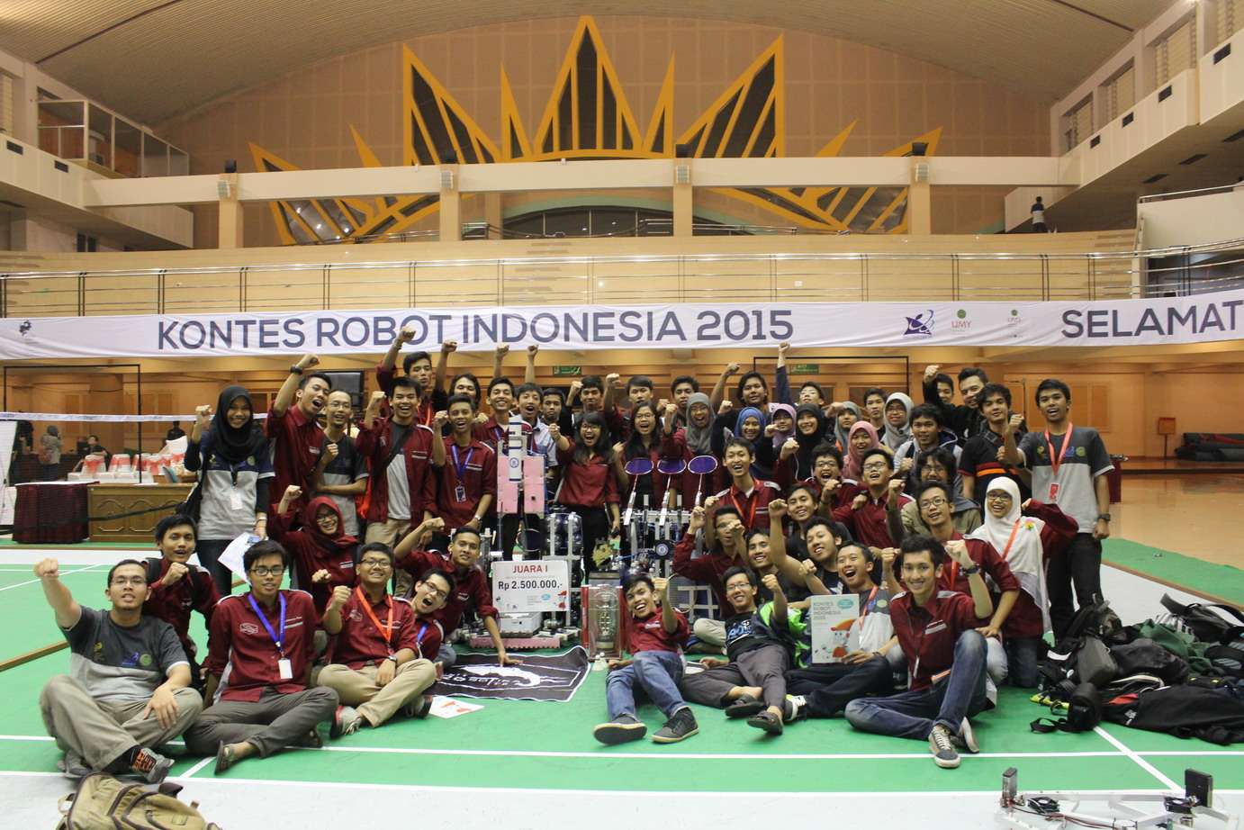 Tim Dagominton ITB Menjadi Wakil Indonesia Pada  Kontes Robot Internasional ABU Robocon 2015