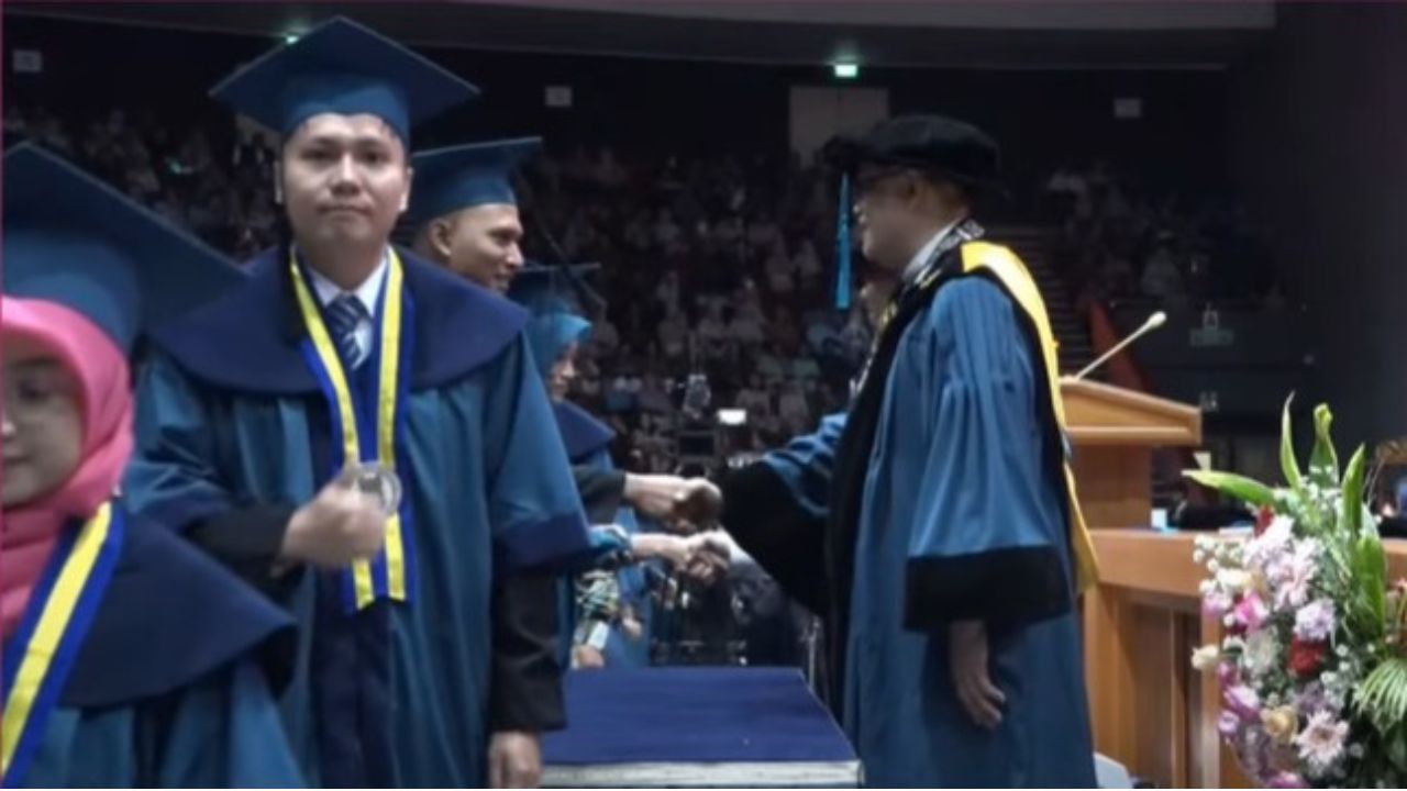 WisudaApril2025 - 2