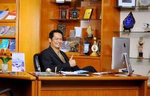 Dr. Ir. Nana Rachmana Raih Bakti Koperasi dan UKM 2016 pada Harkonas