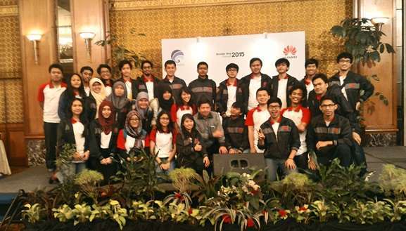 Lima Mahasiswa Teknik Telekomunikasi ITB Masuk 10 Terbaik Sertifikasi HCNA