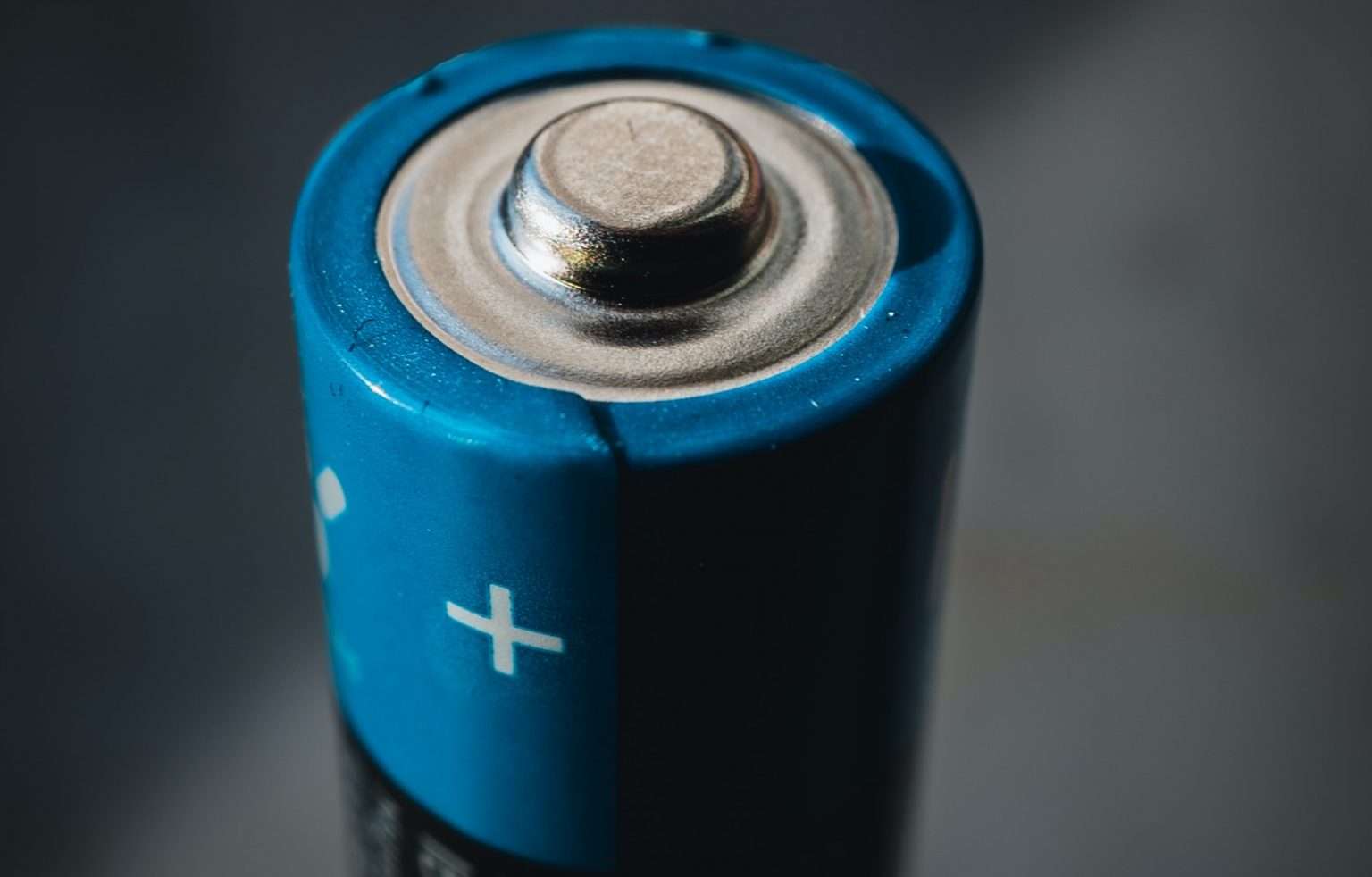 Saving power in low-power wireless radio systems