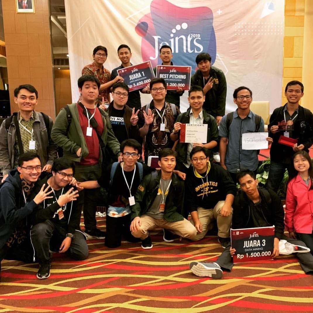 Buat Model Machine Learning, Tim Mahasiswa ITB Raih Juara di UGM