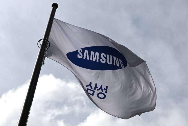 Samsung forecasts near-30% jump in Q3 operating profit