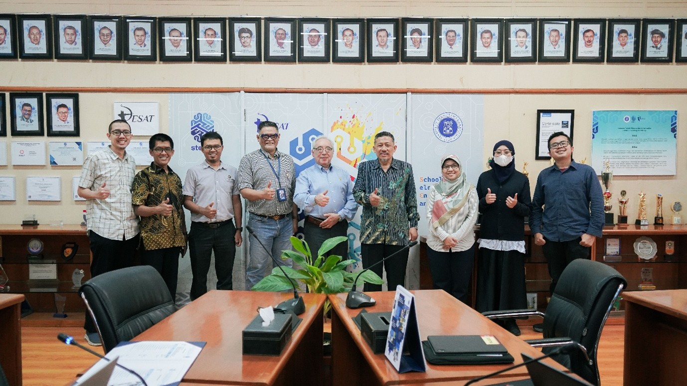 Penguatan Kolaborasi Internasional melalui Kunjungan Prof. C. Suheyl Ozveren dari Dundee University UK