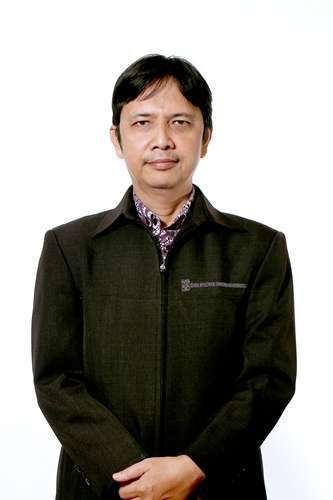 Rinaldi Munir