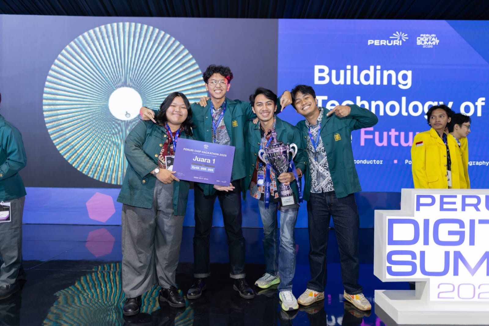 Tim Casa Tubagus STEI ITB Raih Juara 1 Kategori Chip Design pada PERURI Chip Hackathon 2026